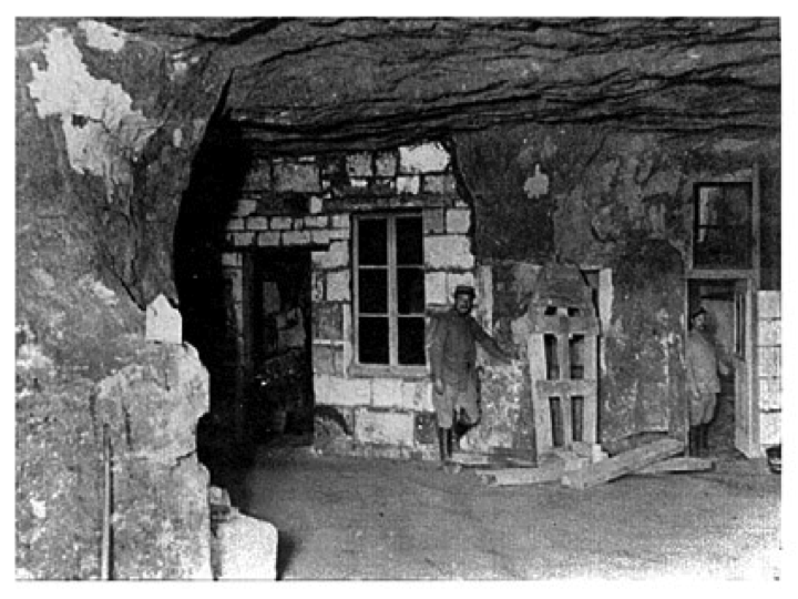 Primera Guerra Mundial, Caverne du Dragon